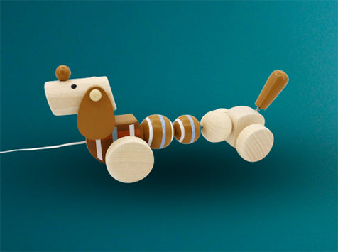 Calm & Breezy Pull Along Sausage Dog