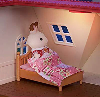 Sylvanian Families- Red Roof Cosy Cottage