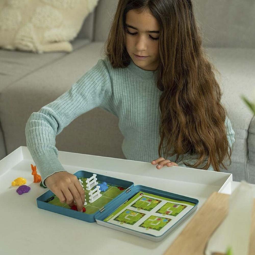 Smart Games- Turtle Tactics Magnetic Travel Game